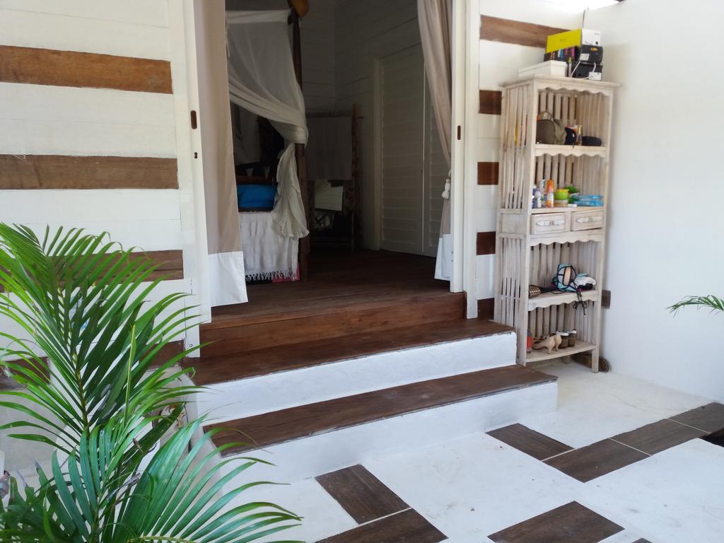Wera Beach Kadumbul Exterior foto